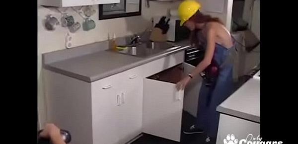  Handy Girl Victoria Gets Really Naughty In The Kitchen